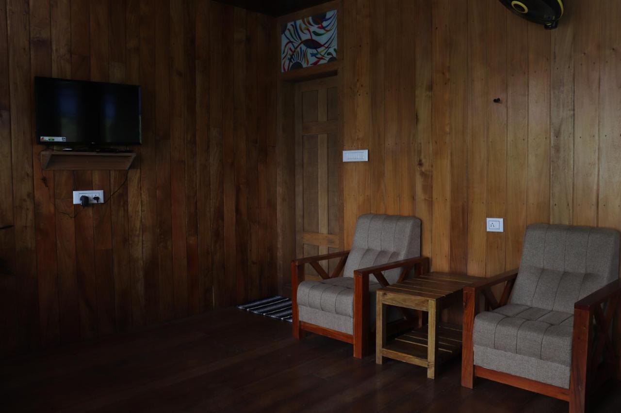 Stone Hills Hotel Kannur Esterno foto