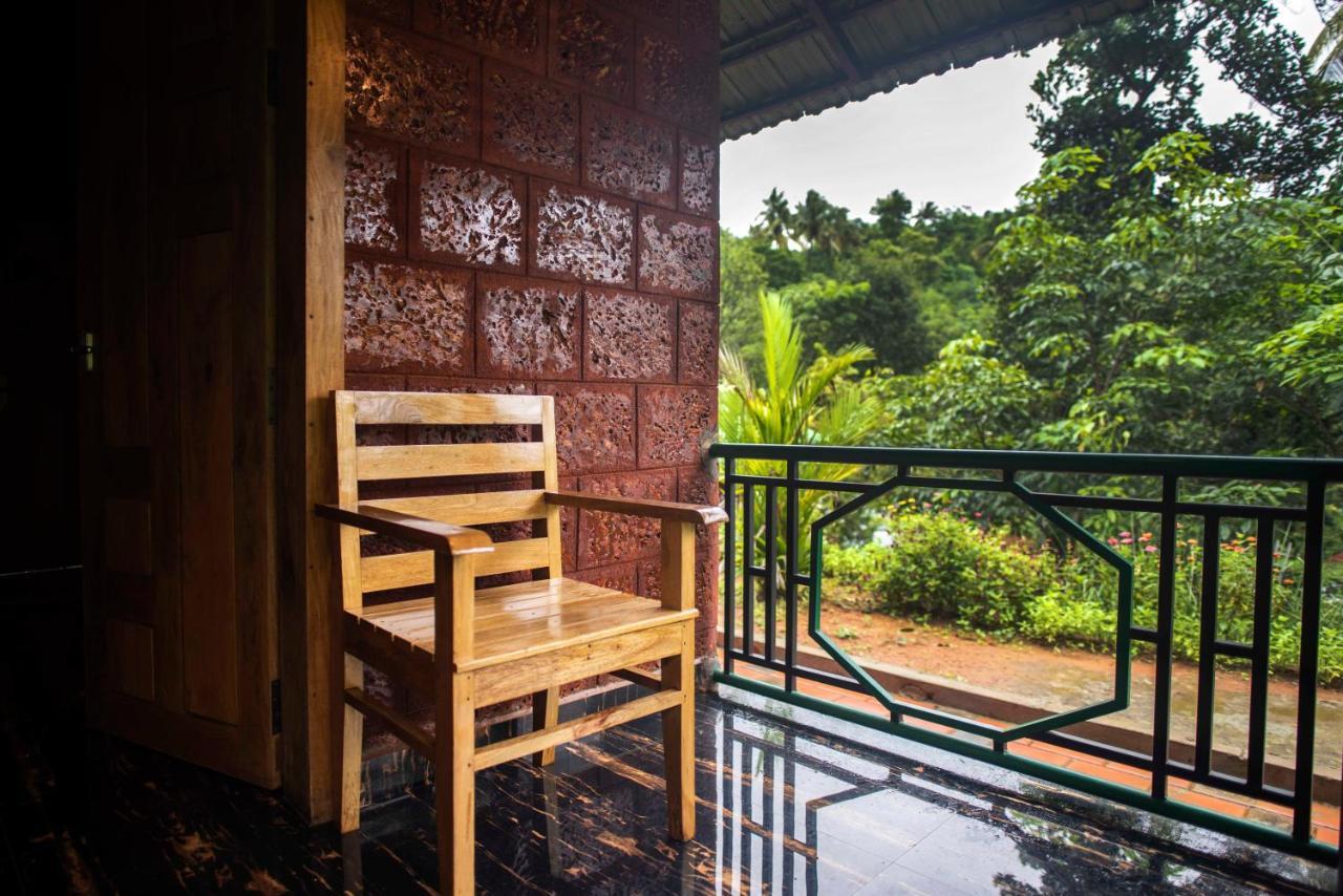 Stone Hills Hotel Kannur Esterno foto