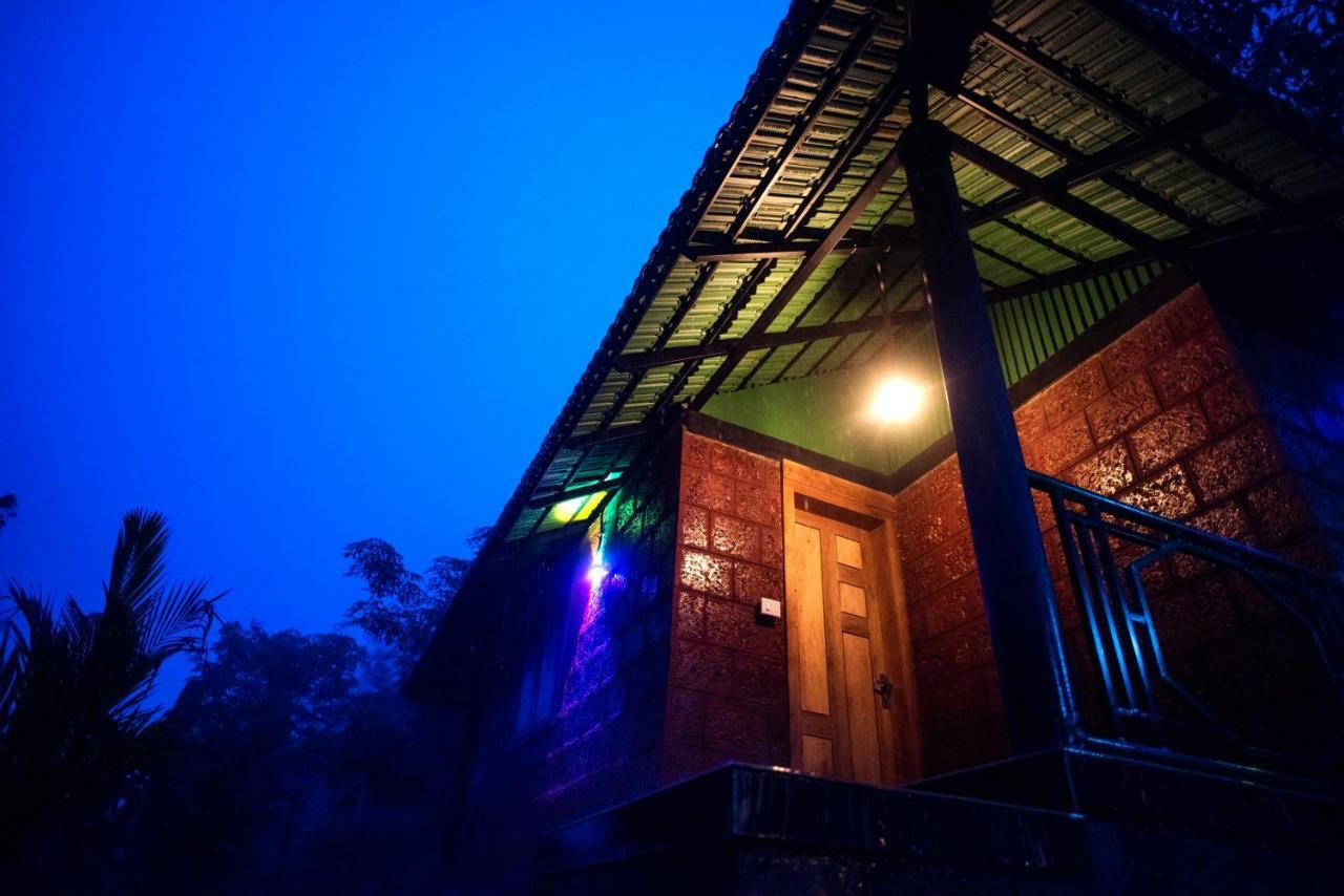 Stone Hills Hotel Kannur Esterno foto