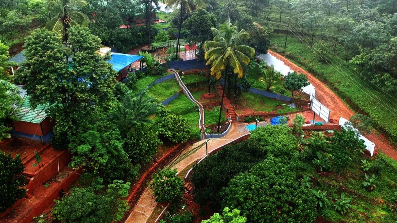 Stone Hills Hotel Kannur Esterno foto