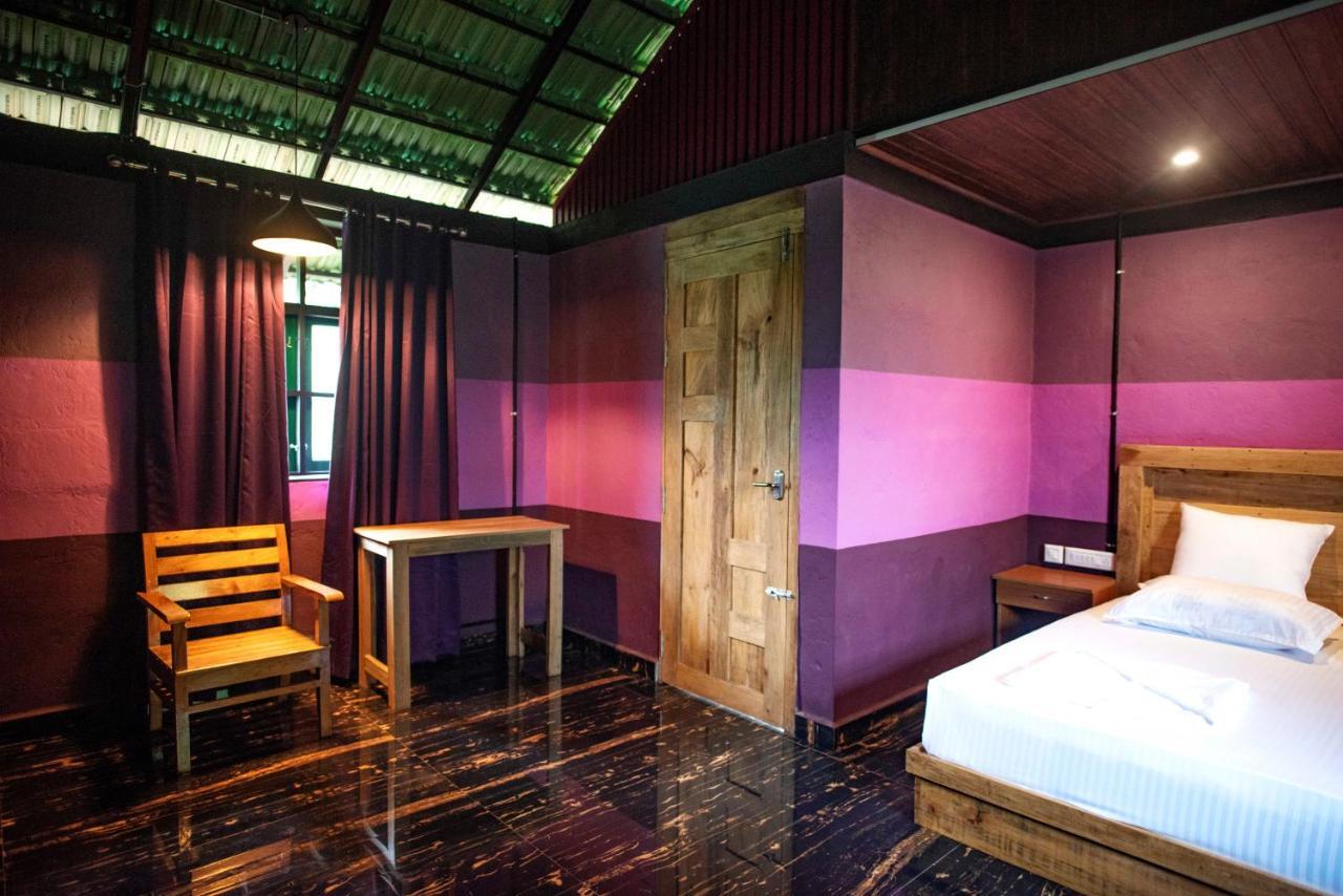 Stone Hills Hotel Kannur Esterno foto